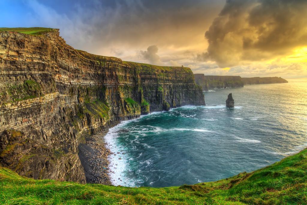 Camera King Superior